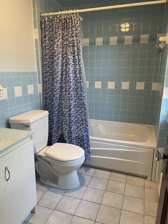 31 Milton Rd, Wollaston