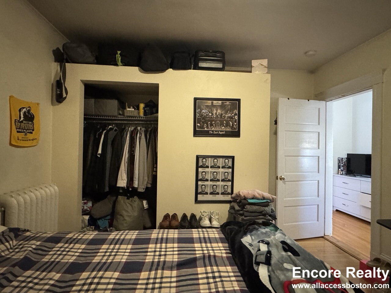 331 Faneuil St, Oak Square