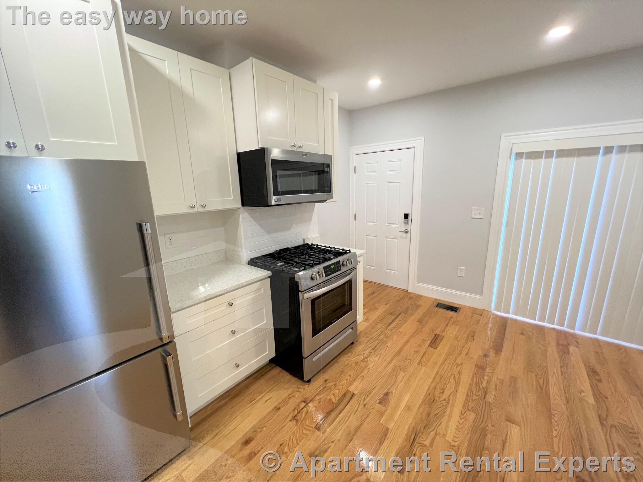 374 Oxford St, Porter Square