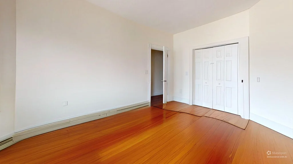 19 Newport, Dorchester