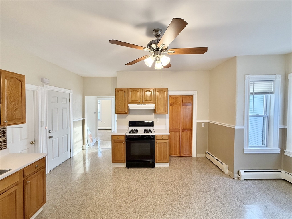 19 Armstrong St, Jamaica Plain