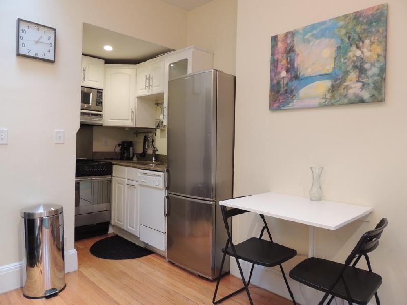 141 Arlington St, Back Bay