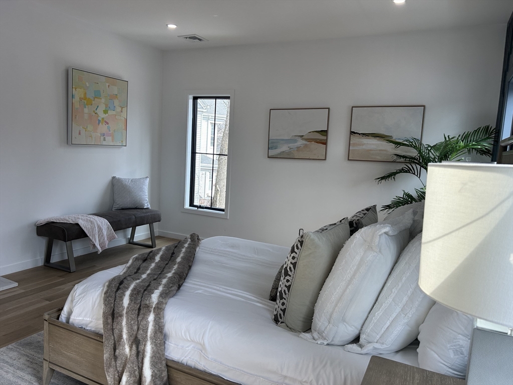 34 Lincoln St, Needham