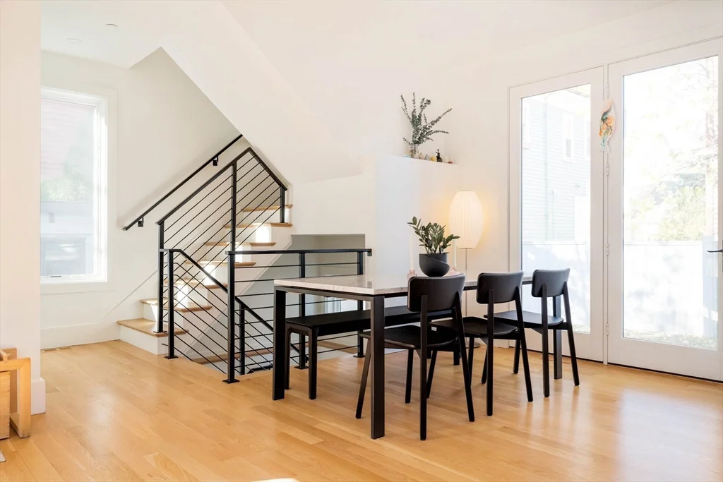 205 Pearl St, Cambridgeport