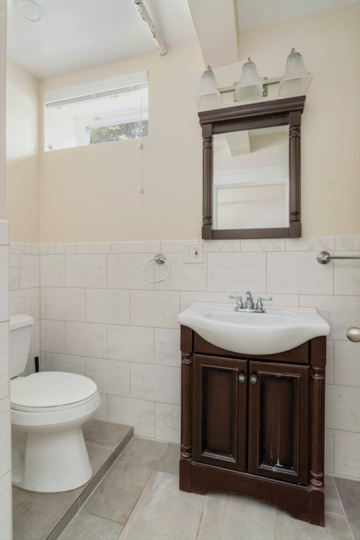 16 Chapin Rd, Newton Center