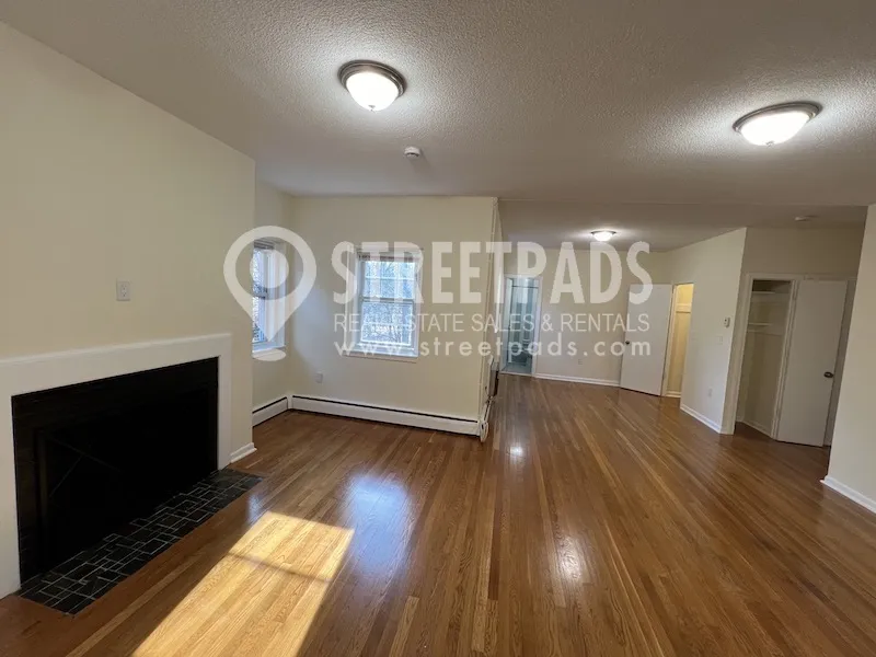 2018 Commonwealth Ave, Brighton