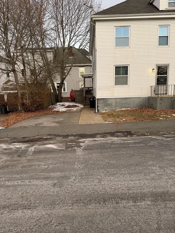 56 Sheridan St, Zip 01830