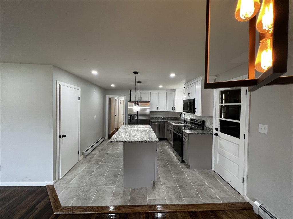 388 Burncoat St, Worcester