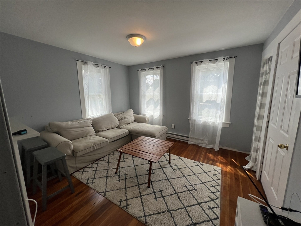 5 1/2 Savery Ln, North Plymouth