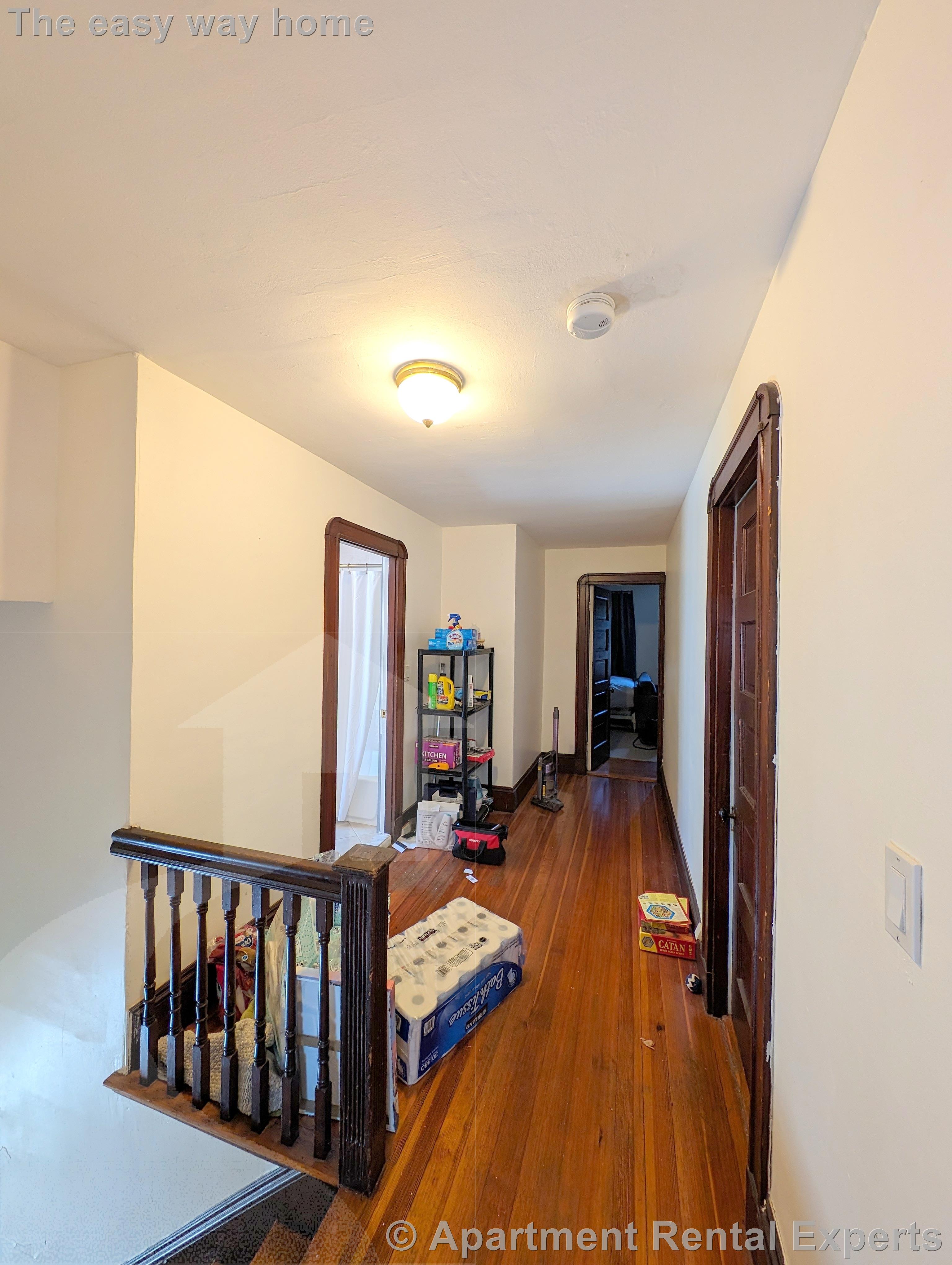 15 Paulina St, Davis Square