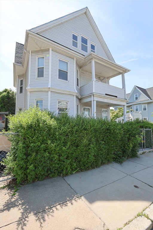 67 Willowwood St, Dorchester