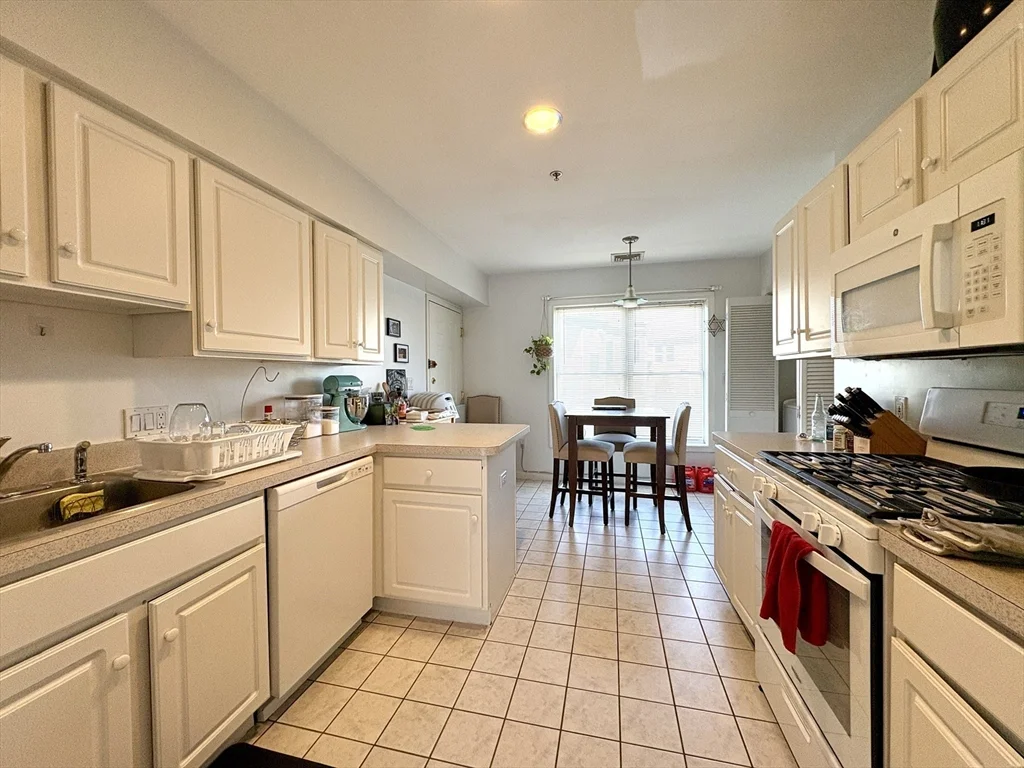 20 Cameron St, Boylston Street