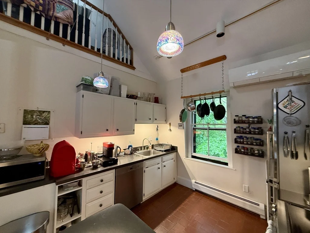 996 Centre St, Jamaica Plain