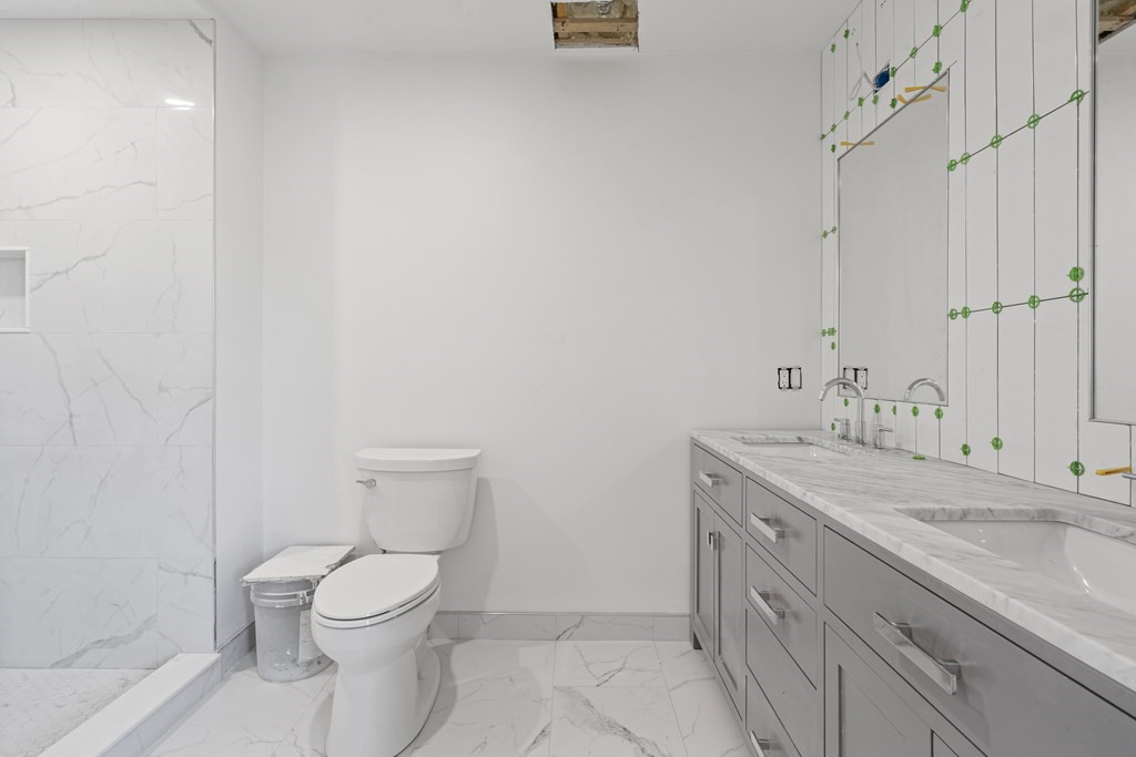 3 Pulaski Ave, South Boston