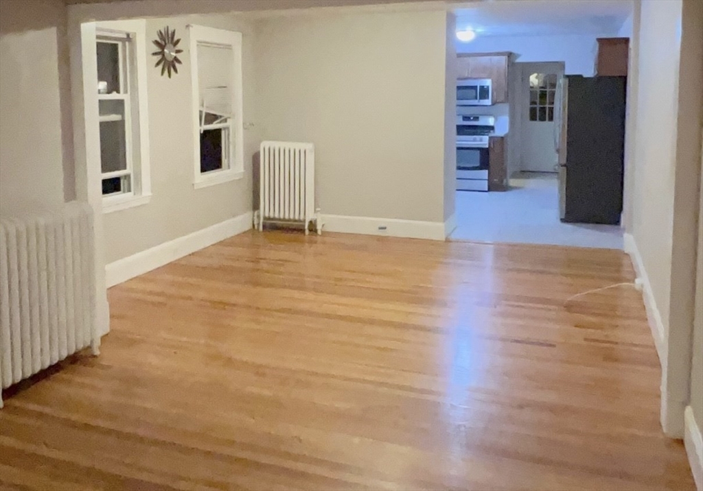 128 Lawrence St, Medford