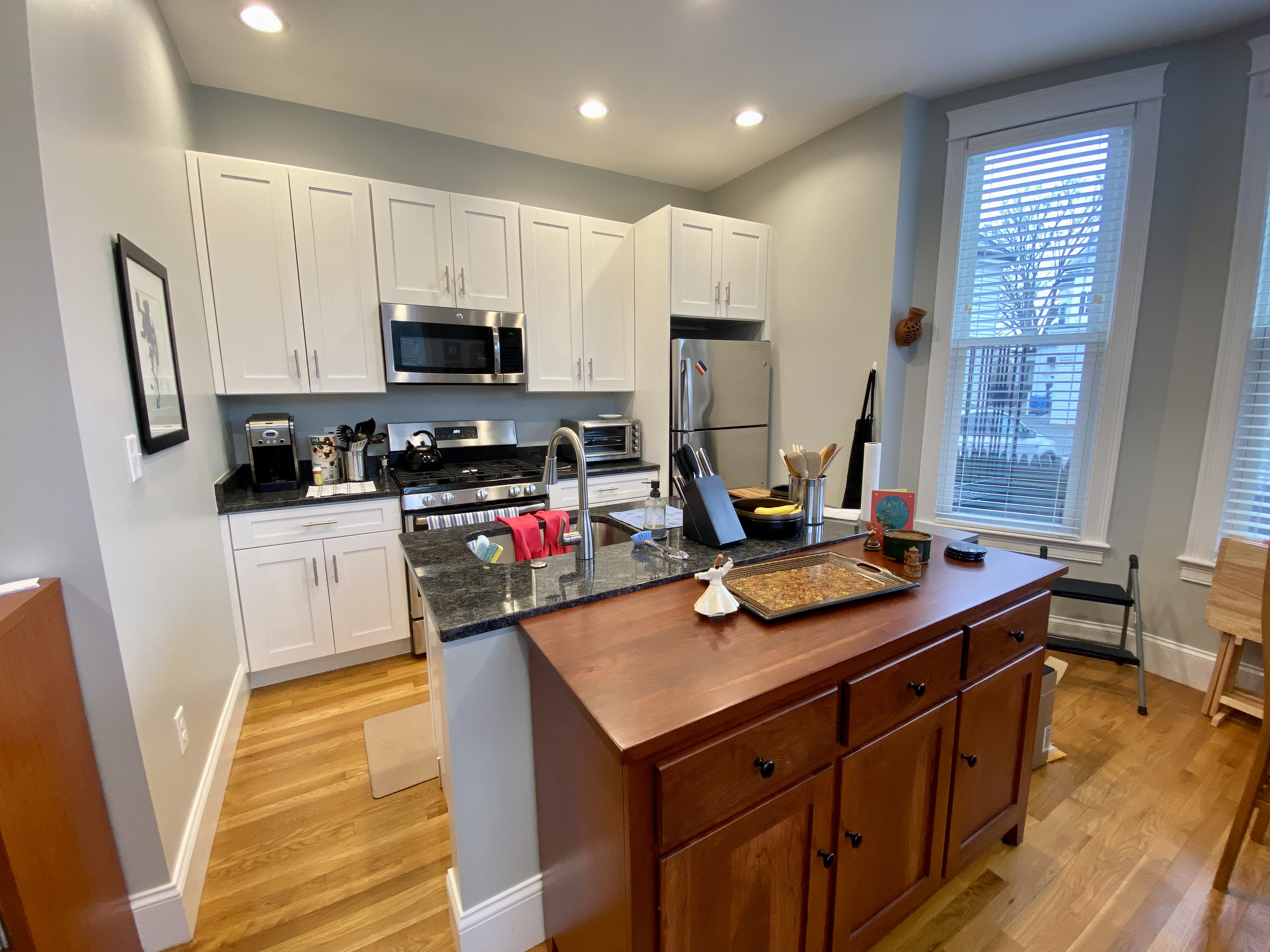 1 bed, 1 bath apartment for rent at 405 South Huntington Ave Unit 1R, Jamaica Plain — photo 3 of 15