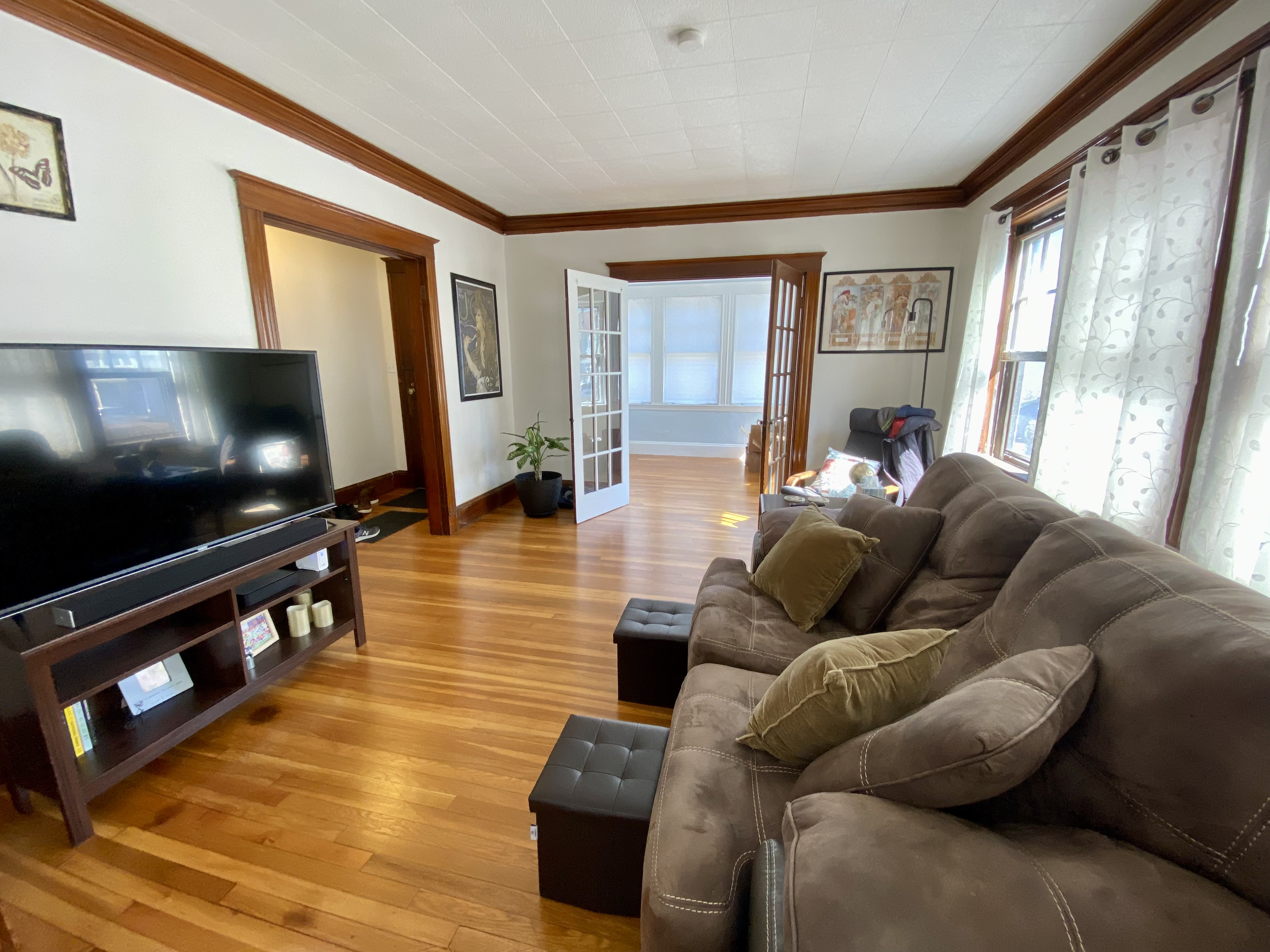 2.5 bed, 1 bath apartment for rent at 295 Beech St Unit 1, Roslindale — photo 2 of 18