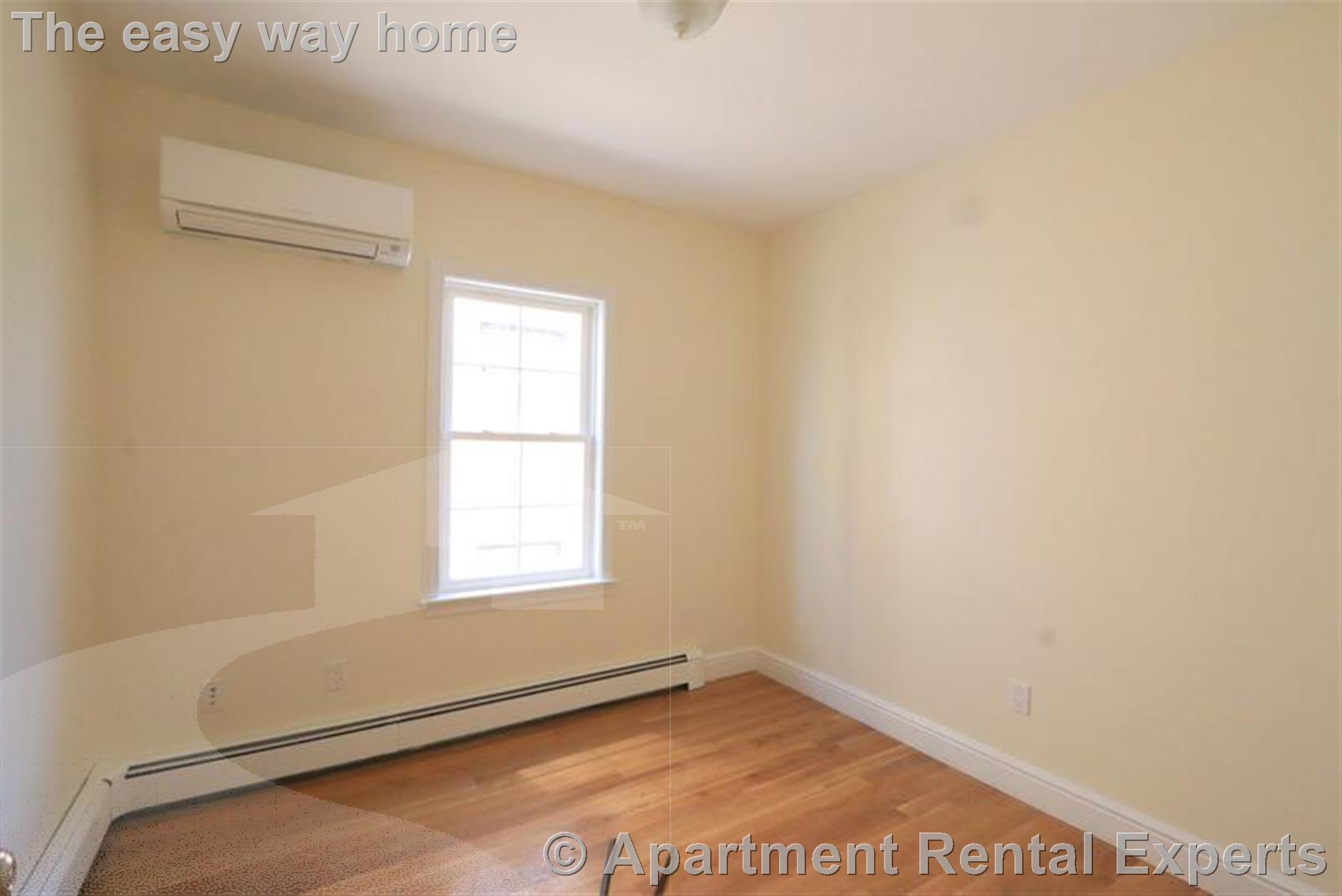 220 Massachusetts Ave, East Arlington