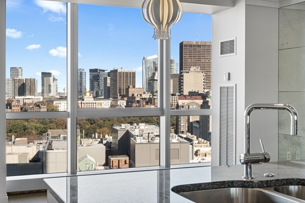 110 Stuart St, Downtown