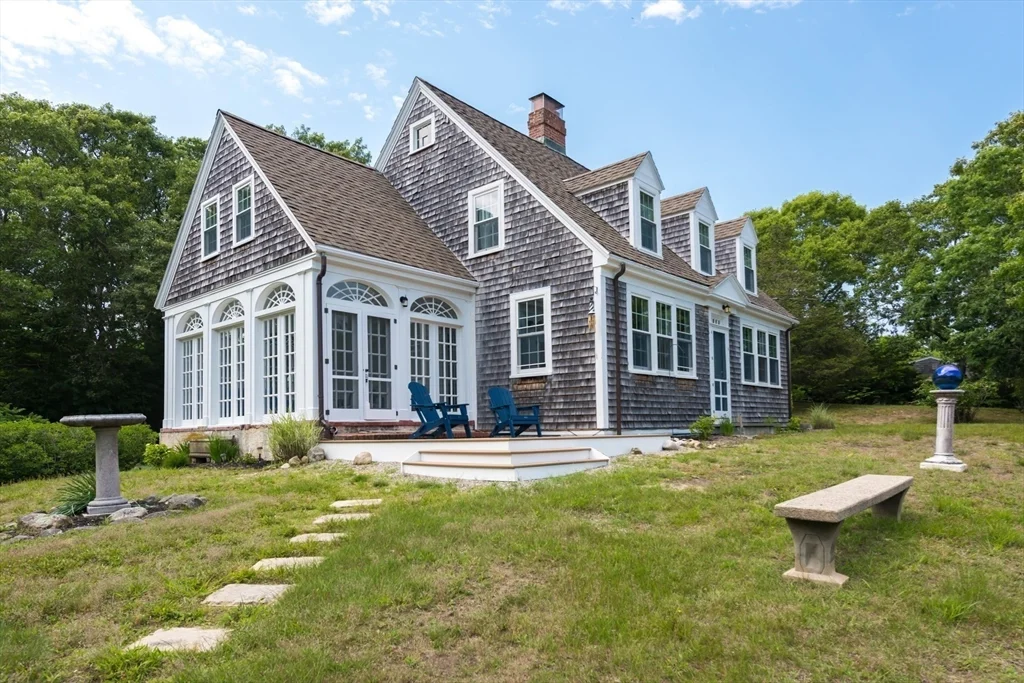 16 Jefferson Shores Rd, Cohasset Narrows