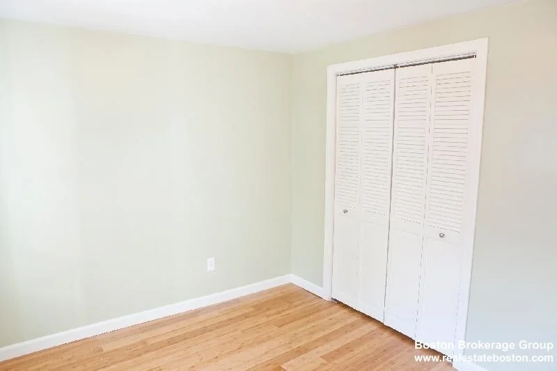 23 Evergreen, Jamaica Plain