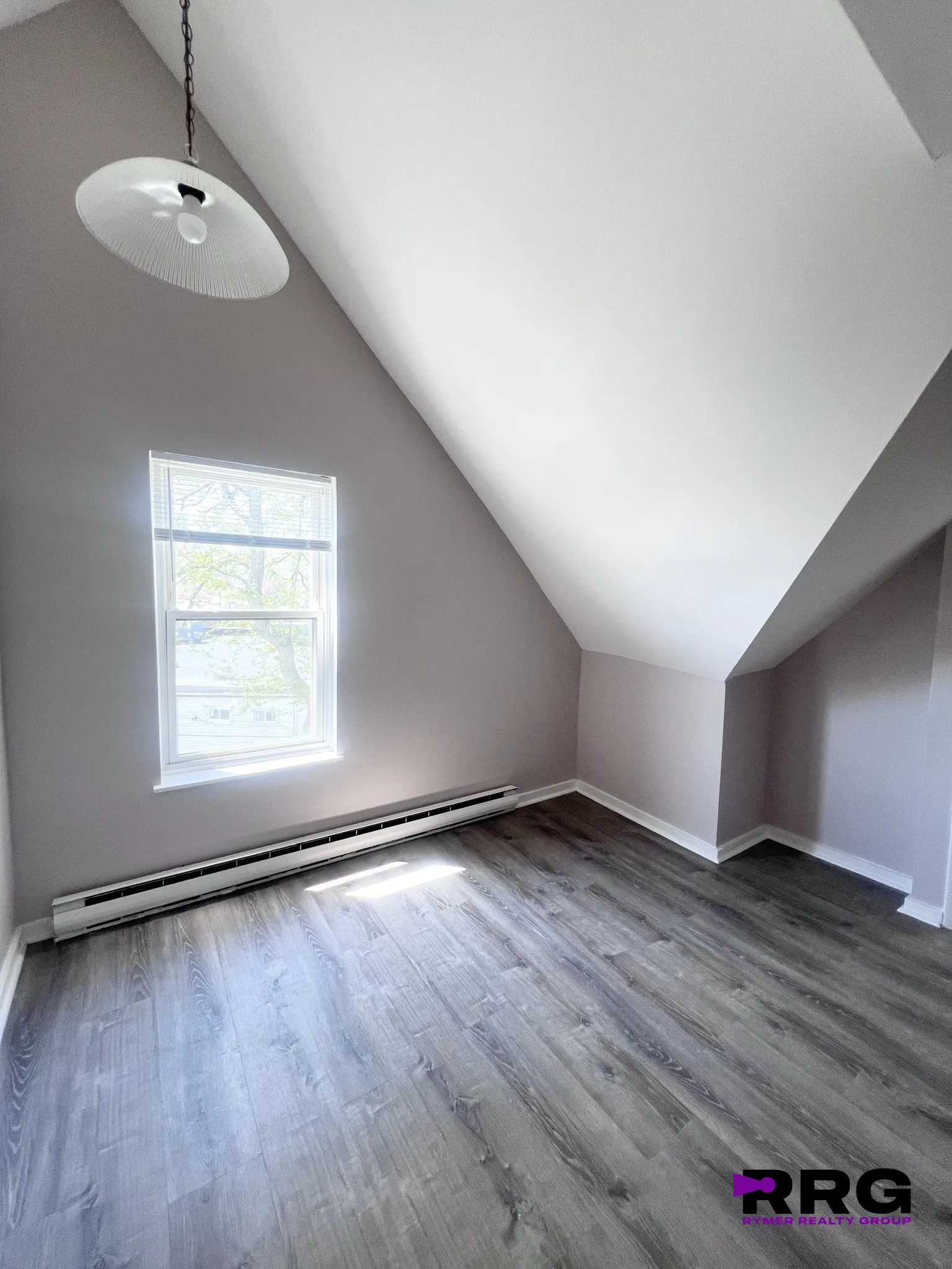3 Sunderland St, Roxbury