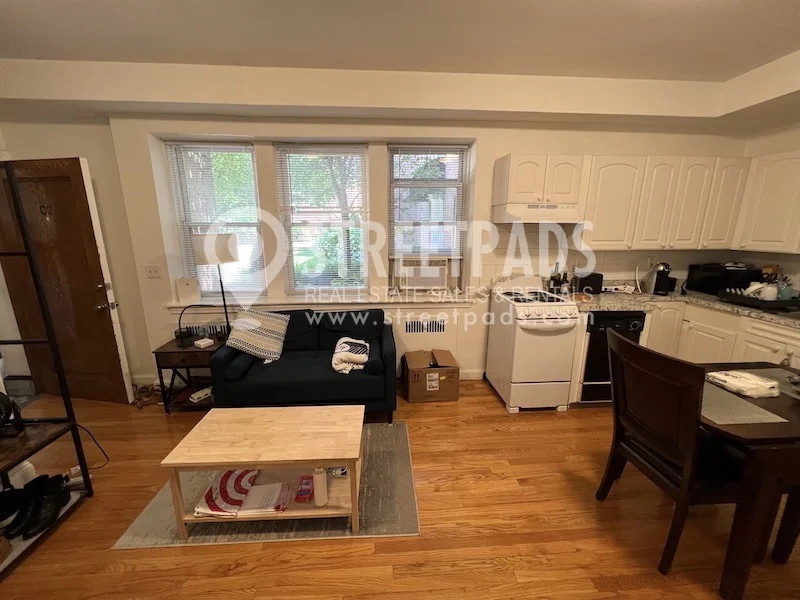 1163 Beacon St, Longwood