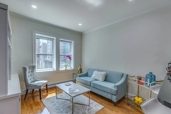 15 Garrison St, Back Bay