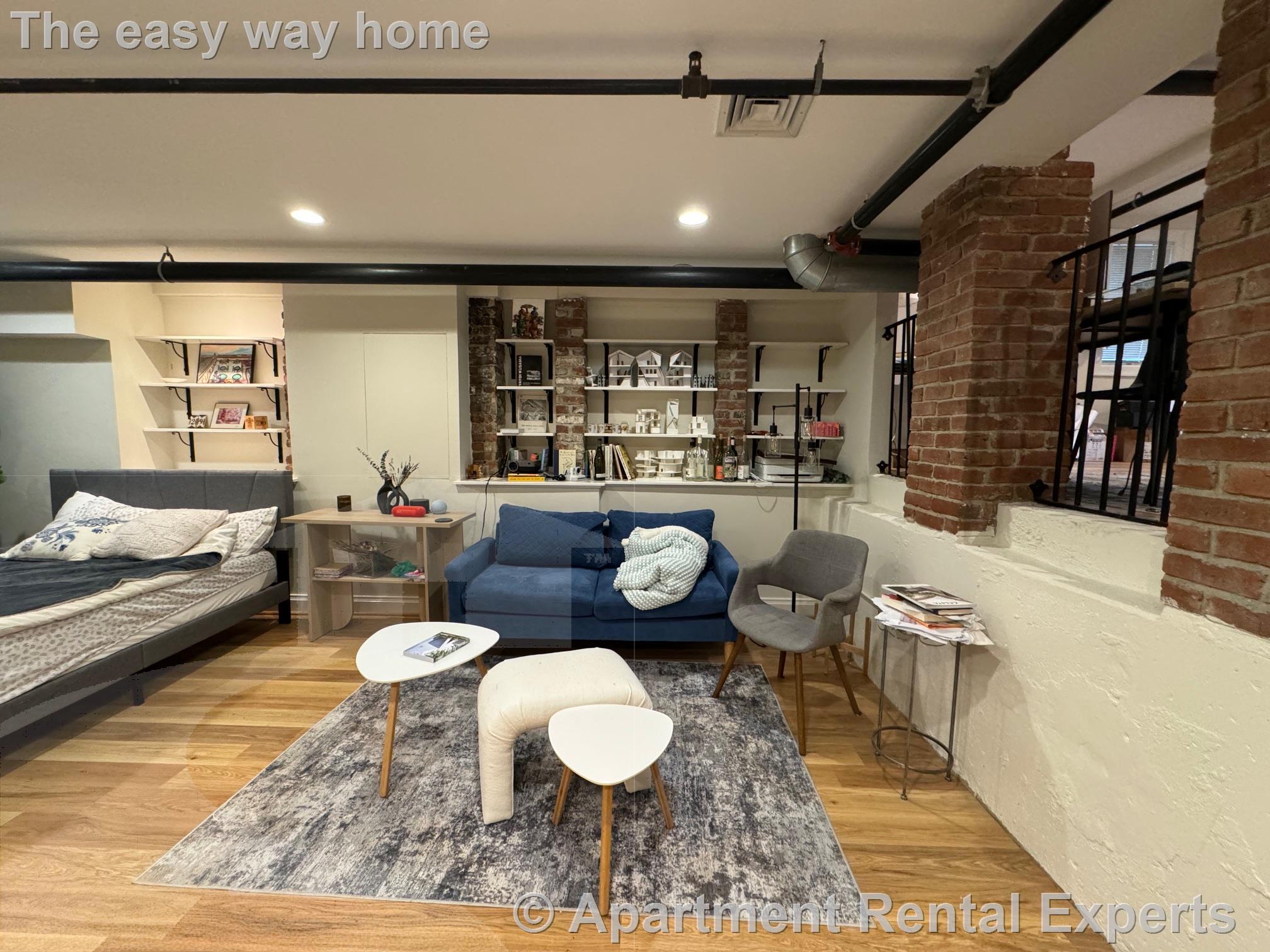 1110 Massachusetts Ave, Harvard Square