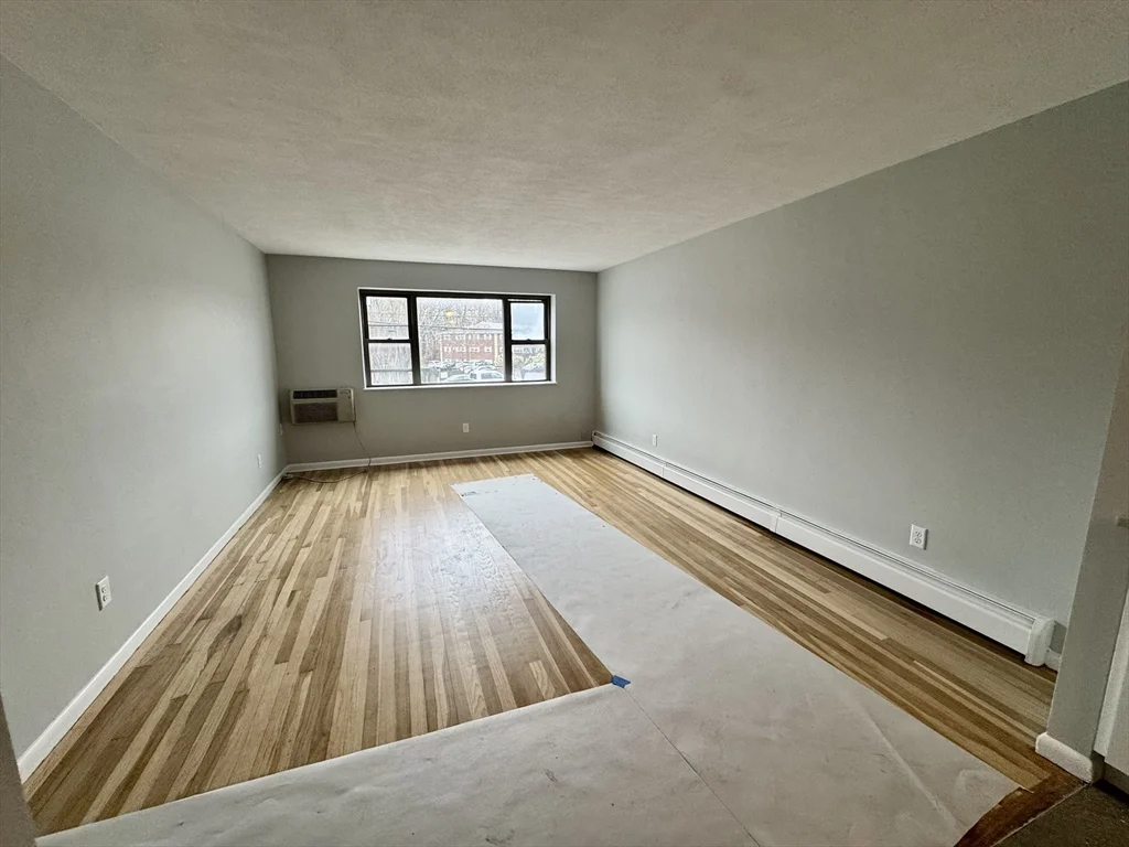 97 Spring St, West Roxbury