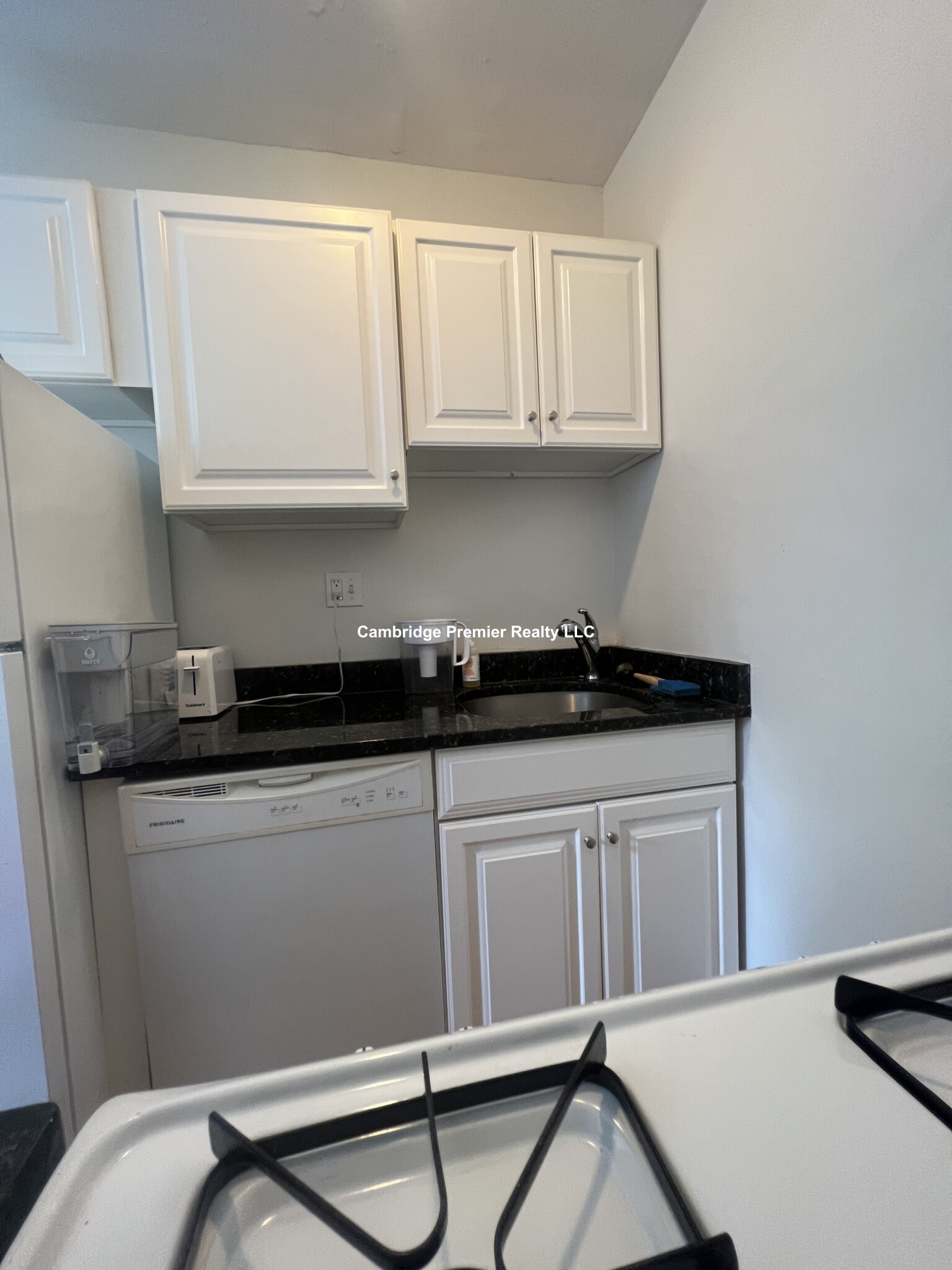 28 Langdon St, Neighborhood Nine