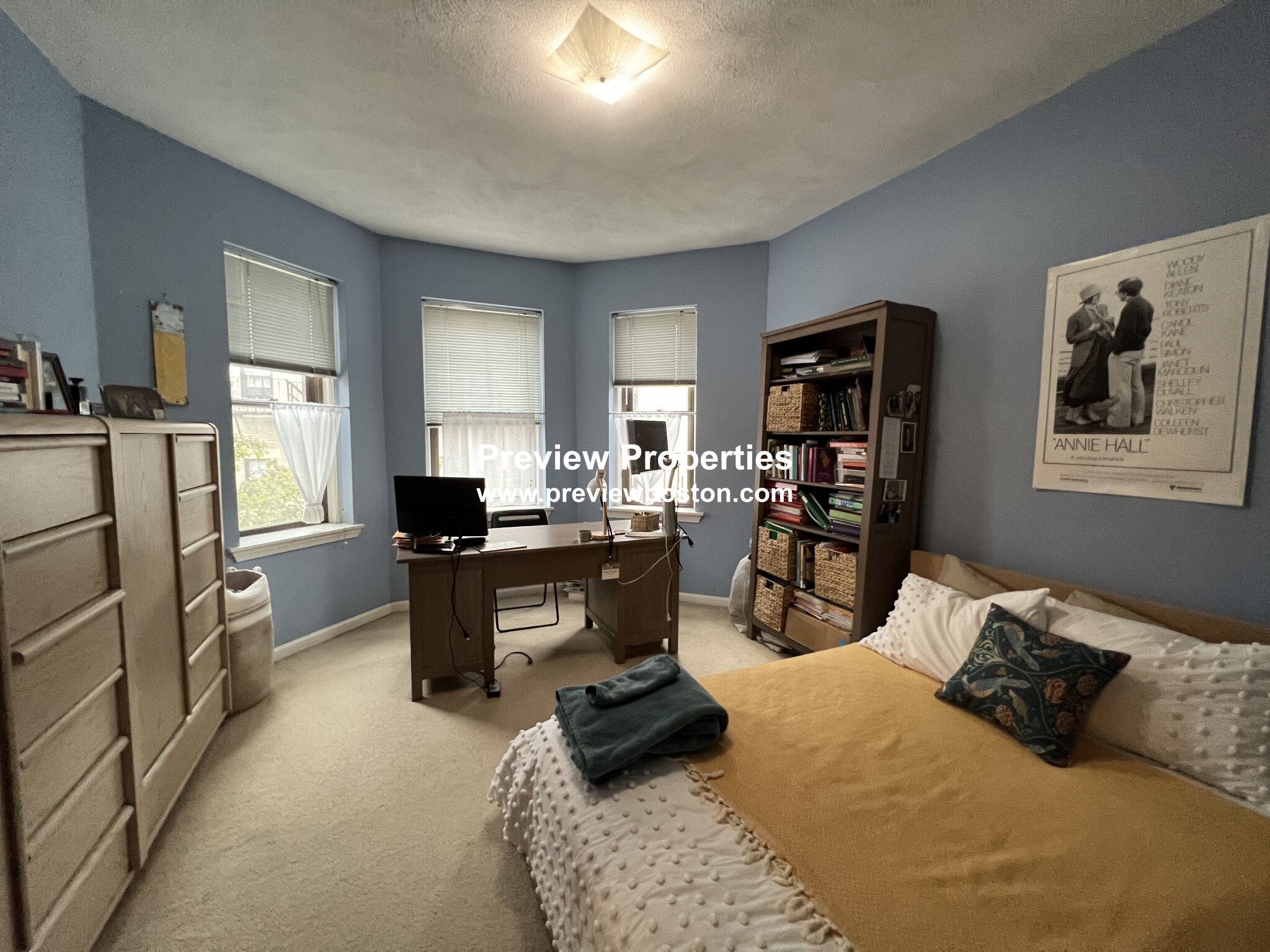 1427 Commonwealth Ave, Brighton