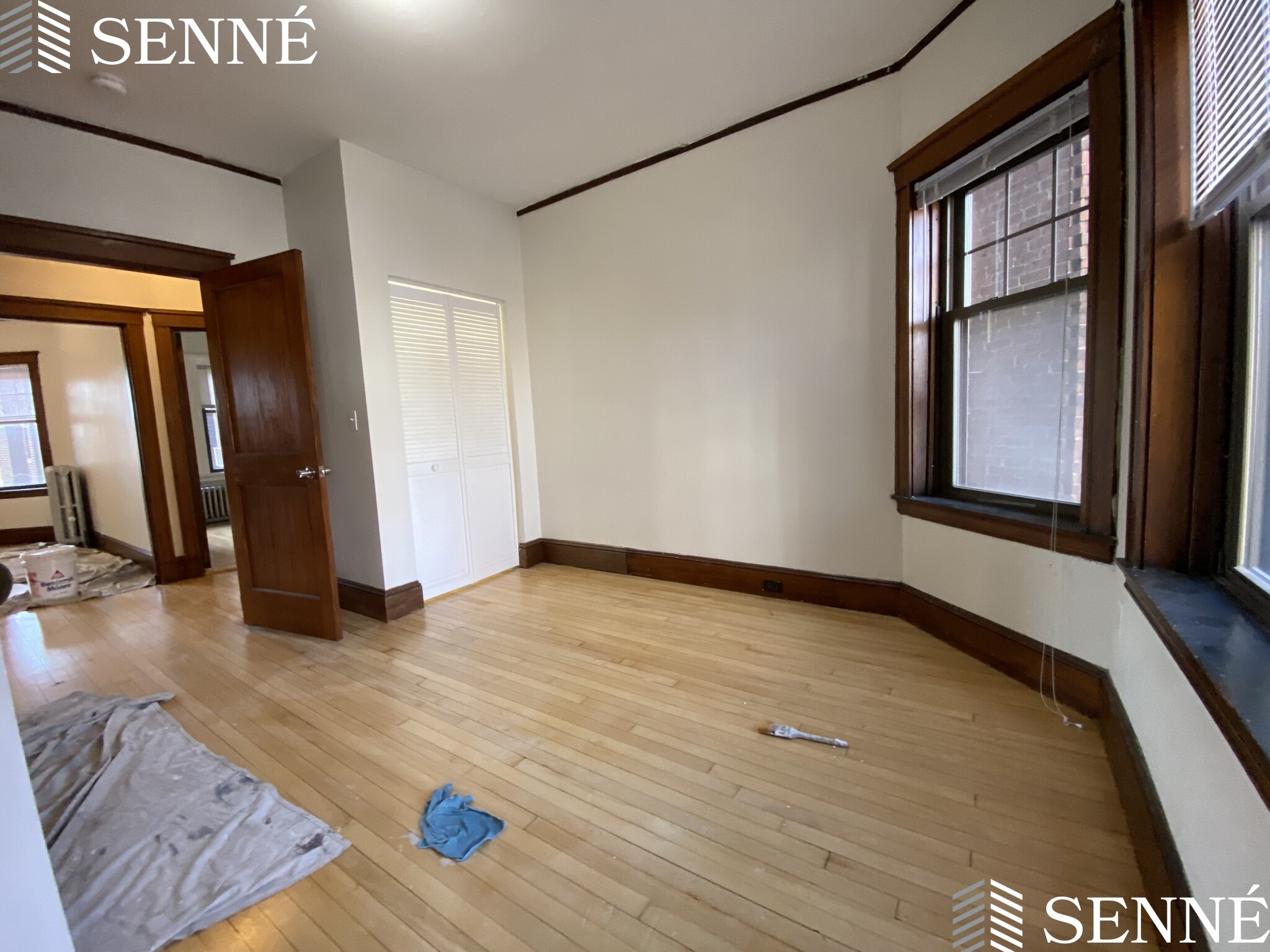 5 Linnaean St, Neighborhood Nine