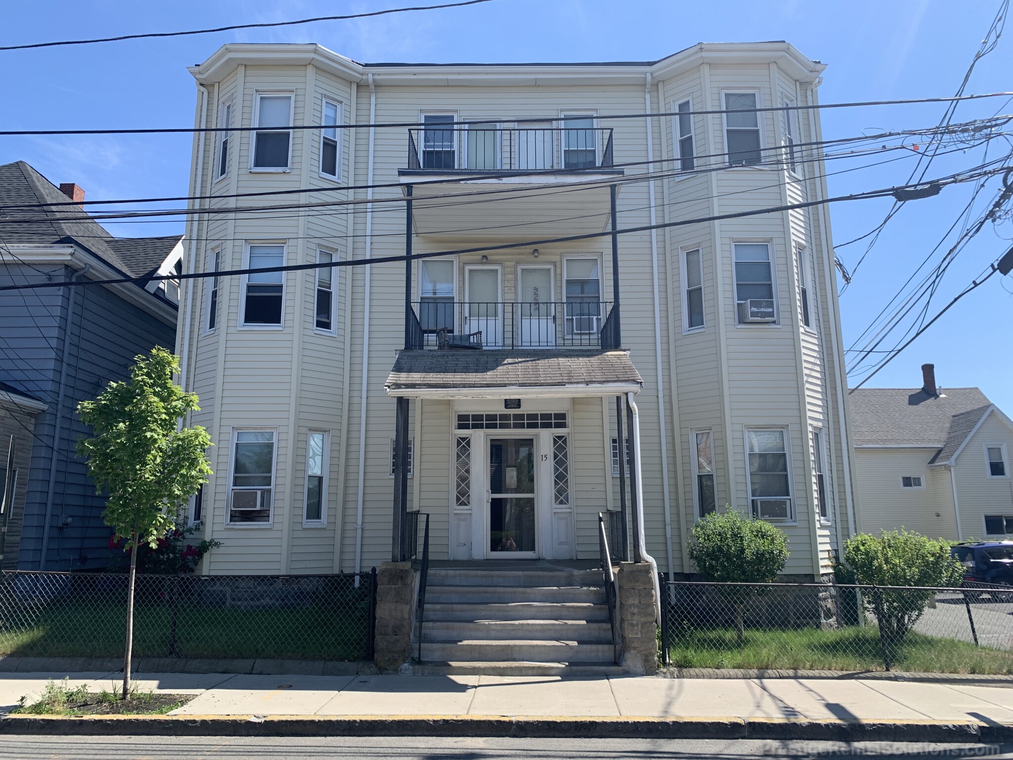 15 Oakes St, Everett