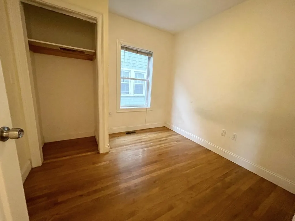 128 Hillside St, Boston