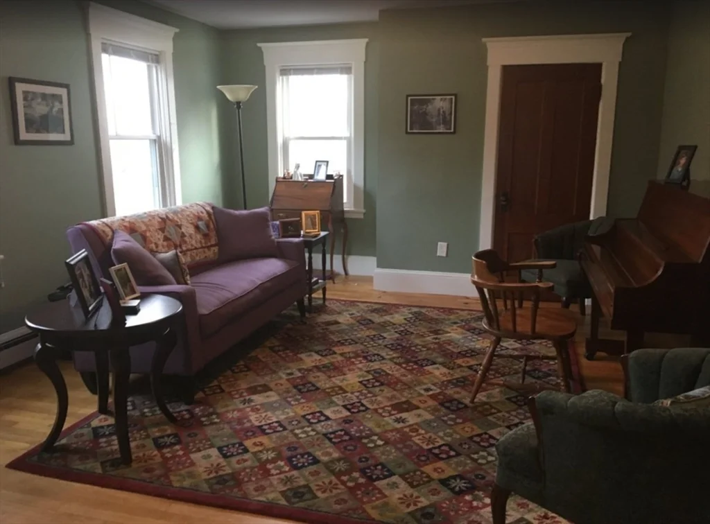 72 Ash St, Winchendon
