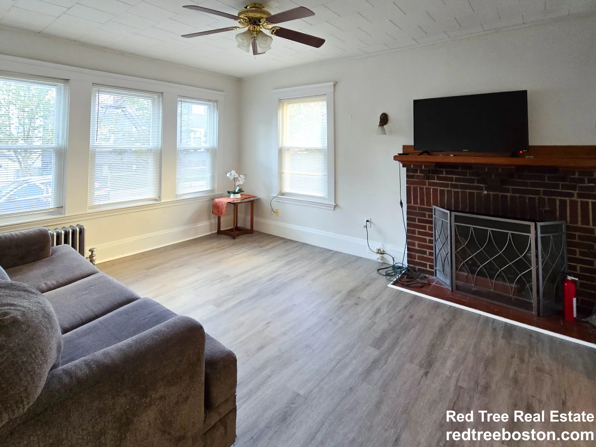 63 Pinckney St, East Somerville