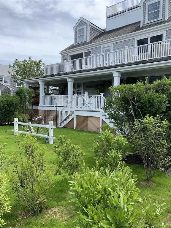 66 Hulbert Ave, Nantucket