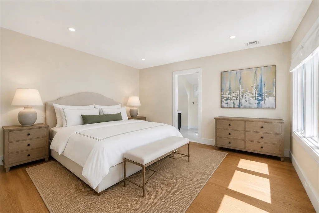 59 Fresh Pond Ln, West Cambridge