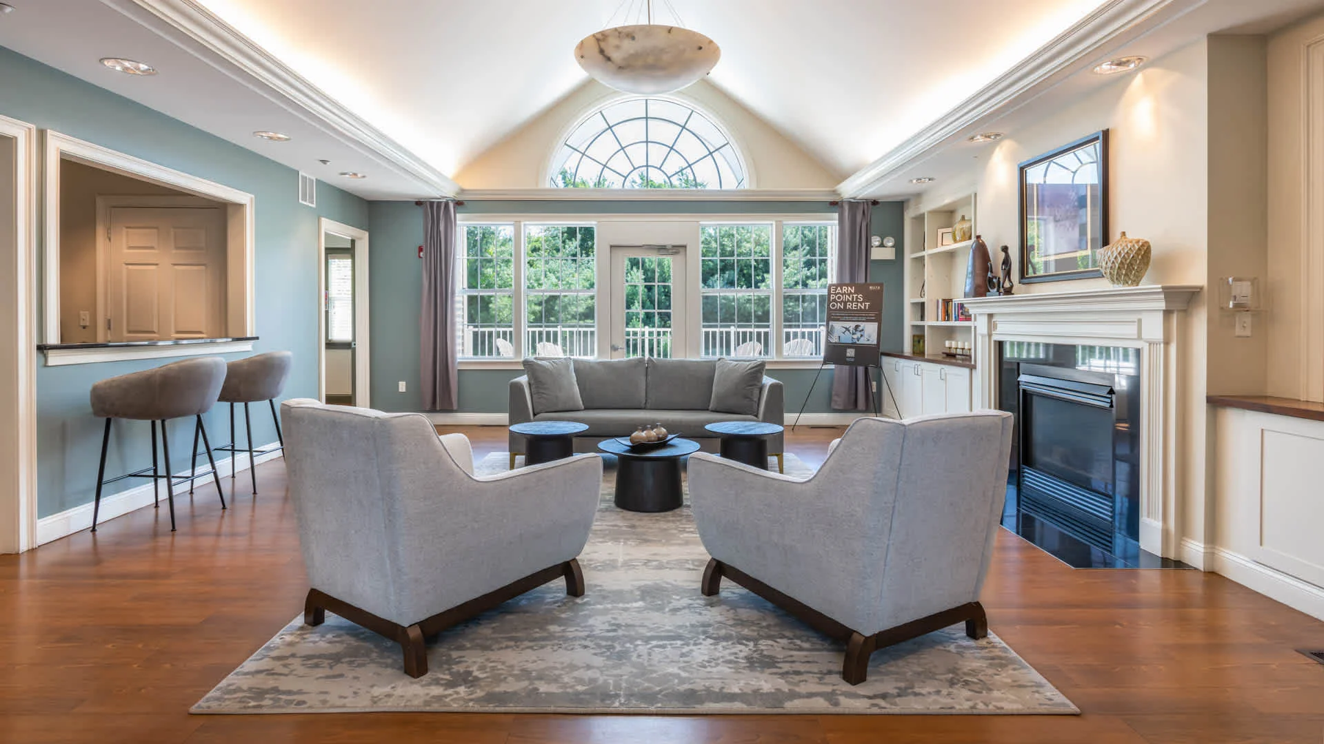 2 Littles Brook Ct, Burlington