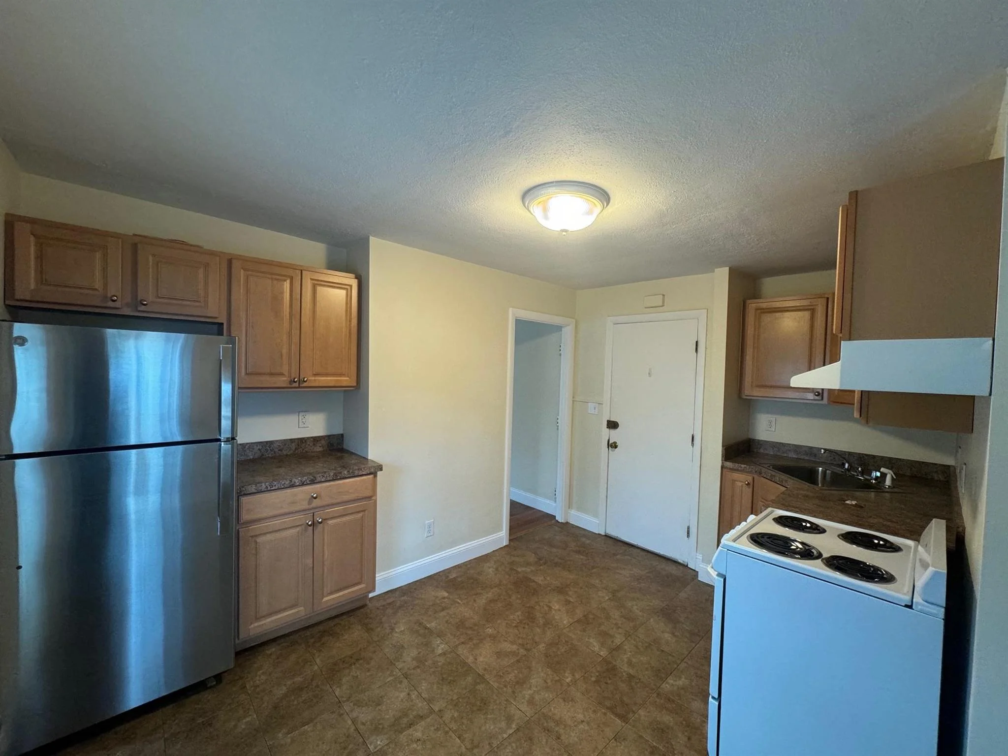 213 Beacon St, Ward Two