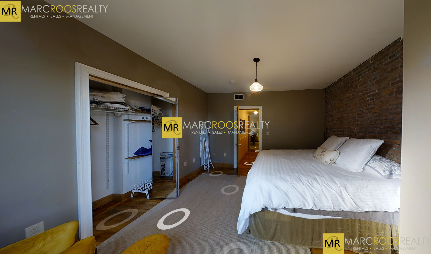 1031 Tremont St, Roxbury