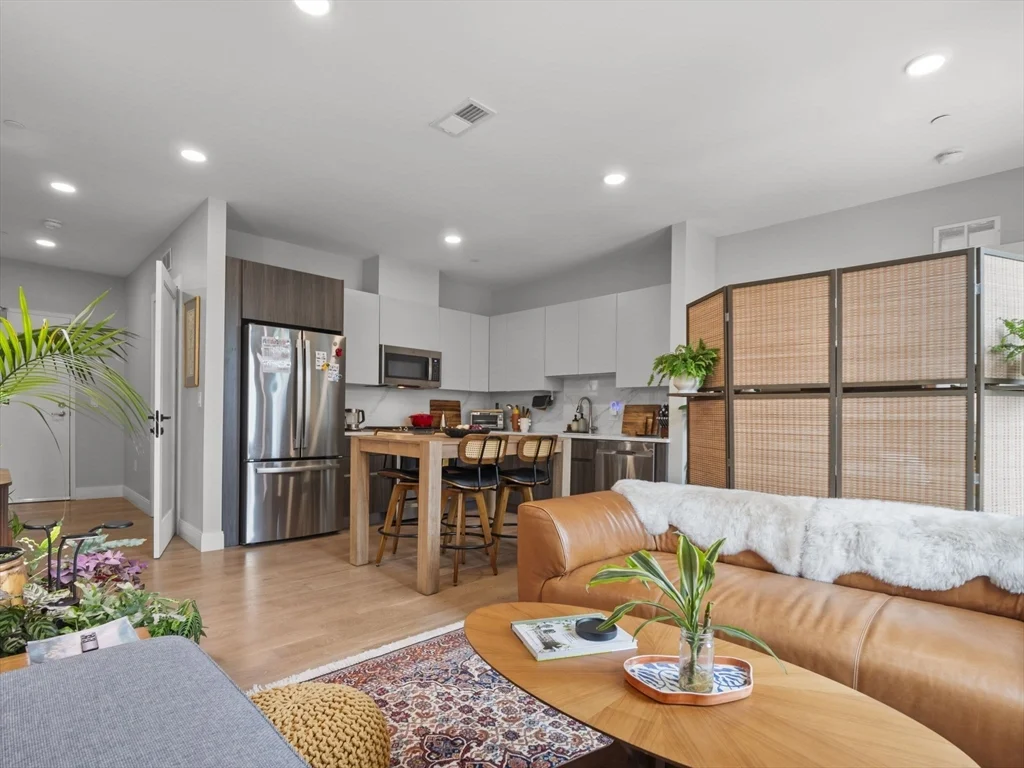 9 Central St, Spring Hill