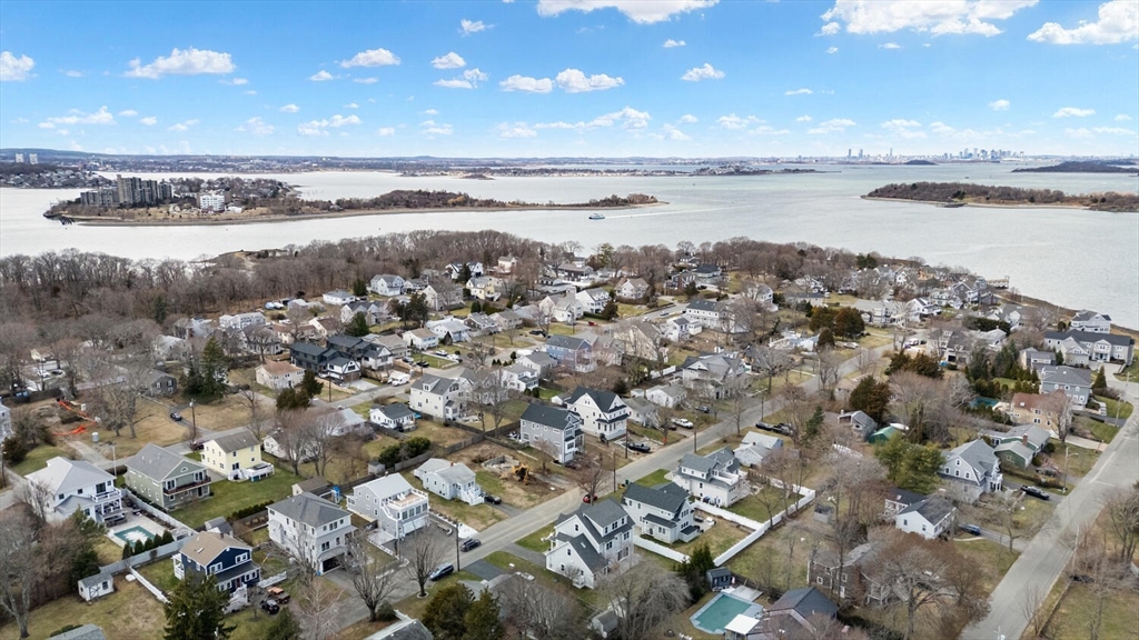 40 Foley Beach Rd, Hingham