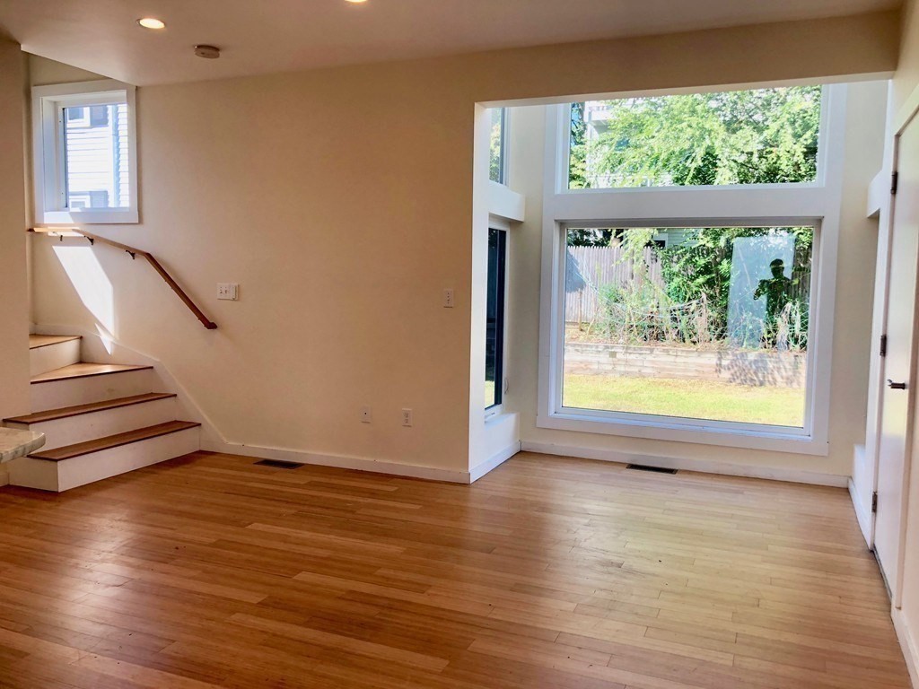 115 Charles St, Kendall Square