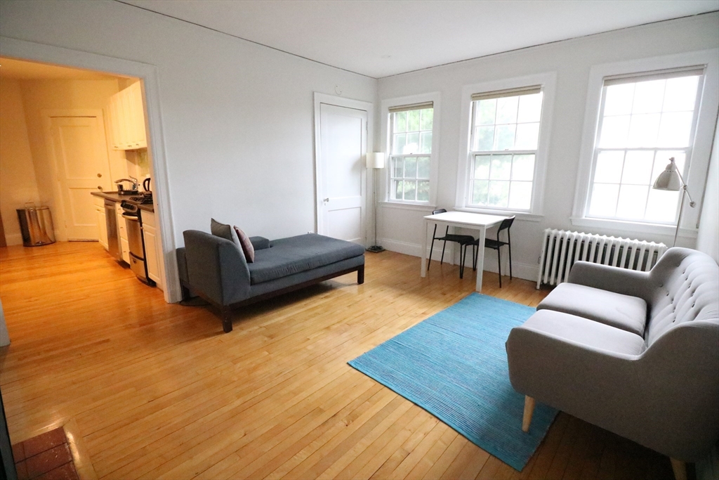 21 Chauncy St, Neighborhood Nine