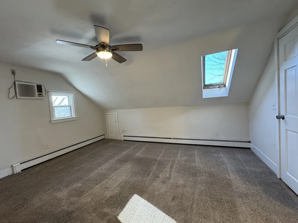 37 Oak St, Middleboro