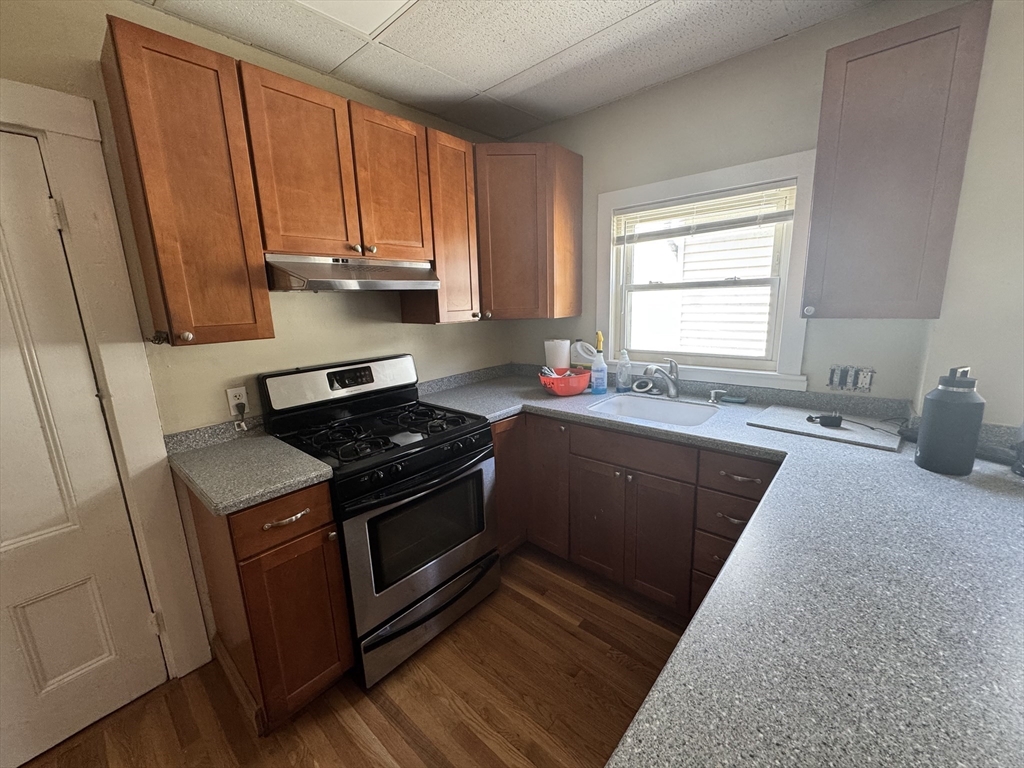 71 Harborview St, Dorchester