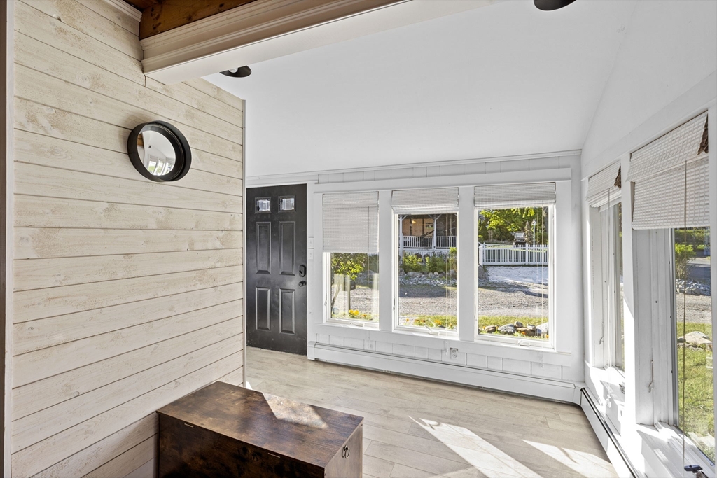 1 Winslow Ave, Scituate