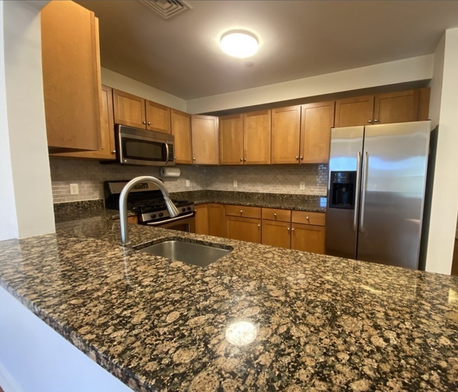 391 Pleasant St, Melrose